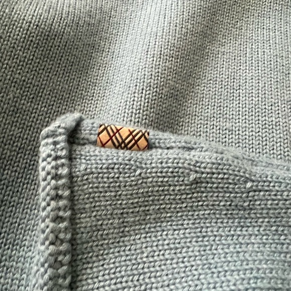 Burberry Merino Blue Turtleneck, fits Small - Picture 9 of 10